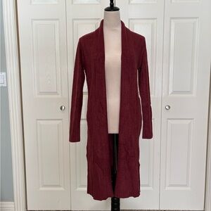 Barefoot Dreams CozyChic Lite Catalina Long Cardigan in Garnet. Size XS